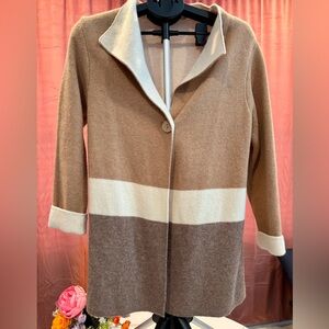 Aida Women's Tan and Cream One-Button Cardigan